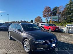 Grigio scuro Usata 2022 VW Passat Business Station wagon | 21.500 € (Cara)