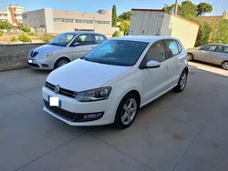 Bianco Usata 2012 VW Polo Highline Tre volumi | 6600 € (Buon prezzo)