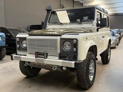 Bianco metallizzato Usata 1995 Land Rover Defender SUV | 24.900 €