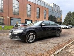 Nero Usata 2014 Audi A4 Business Tre volumi | 9990 € (Buon prezzo)