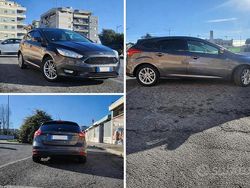 Grigio Usata 2016 Ford Focus Tre volumi | 8000 € (Ottimo prezzo)
