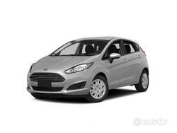 Grigio Usata 2015 Ford Fiesta Business Edition Tre volumi | 7400 € (Buon prezzo)