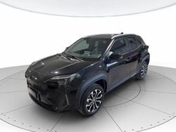 Nero Usata 2022 Toyota Yaris Hybrid Trend | 23.300 € (Cara)