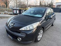 Nero Usata 2007 Peugeot 207 Due volumi | 1950 € (Ottimo prezzo)