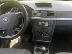 Grigio Usata 2010 Opel Meriva Club Monovolume | 3490 € (Cara)