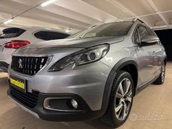 Grigio Usata 2017 Peugeot 2008 Allure SUV | 8490 € (Ottimo prezzo)