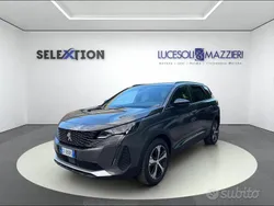 Grigio Nuova 2024 Peugeot 5008 Allure Monovolume | 35.400 € (Buon prezzo)