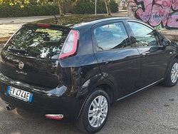 Nero Usata 2014 Fiat Grande Punto Due volumi | 4200 €