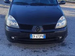 Usata 2005 Renault Clio II Tre volumi | 1000 € (Super prezzo)