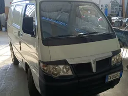 Usata 2011 Piaggio Porter Tre volumi | 7200 € (Buon prezzo)