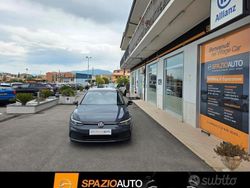 Grigio Usata 2021 VW Golf VIII Tre volumi | 23.900 € (Buon prezzo)