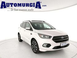 Bianco perlato Usata 2017 Ford Kuga ST-Line SUV | 16.990 € (Cara)