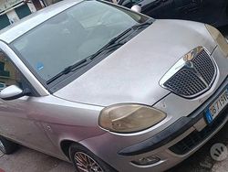 Grigio Usata 2006 Lancia Ypsilon Due volumi | 1500 € (Ottimo prezzo)