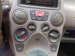 Giallo Usata 2005 Fiat Panda Due volumi | 1700 € (Ottimo prezzo)