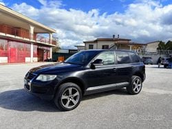 Nero Usata 2009 VW Touareg R SUV | 4990 € (Ottimo prezzo)