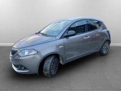 Grigio Usata 2022 Lancia Ypsilon Gold Due volumi | 11.490 € (Buon prezzo)