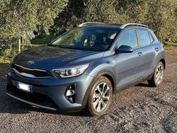 Blu Usata 2020 Kia Stonic SUV | 11.000 € (Super prezzo)