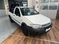 Bianco Usata 2008 Fiat Strada Pick-up | 6900 € (Buon prezzo)