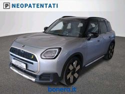 Melting silver iii Usata 2024 Mini Cooper S Countryman Favoured SUV | 40.700 €