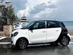 Bianco Usata 2019 Smart ForFour Due volumi | 10.750 €