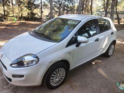 Bianco Usata 2011 Fiat Grande Punto Due volumi | 2400 € (Buon prezzo)