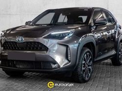 Grigio Usata 2023 Toyota Yaris Cross Trend SUV | 27.950 € (Buon prezzo)