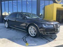 Nero Usata 2015 Audi A8L Business Tre volumi | 28.500 €