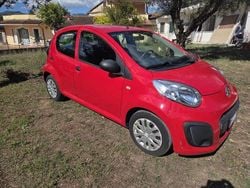 Rosso Usata 2013 Citroën C1 Attraction Due volumi | 5500 € (Buon prezzo)