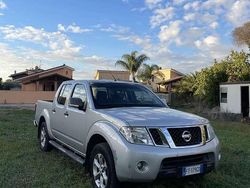 Usata 2015 Nissan Navara Pick-up | 16.000 €