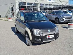 Nero Usata 2006 Fiat Panda 4x4 Cross Due volumi | 4950 € (Buon prezzo)