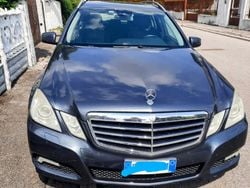 Grigio Usata 2010 Mercedes E350 Avantgarde Station wagon | 5980 € (Super prezzo)