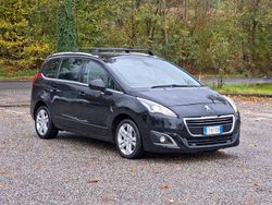 Nero Usata 2013 Peugeot 5008 Allure Monovolume | 6400 € (Buon prezzo)