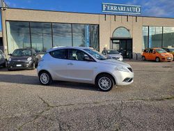 Argento Usata 2017 Lancia Ypsilon Gold Due volumi | 8700 € (Buon prezzo)