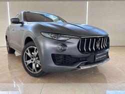 Grigio opaco Usata 2016 Maserati Levante SUV | 27.800 € (Buon prezzo)