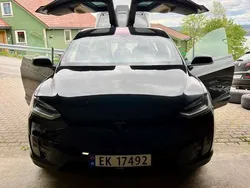 Nero Usata 2016 Tesla Model X SUV | 39.999 € (Buon prezzo)