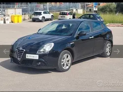 Usata 2011 Alfa Romeo Giulietta Due volumi | 5000 € (Super prezzo)