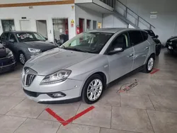 Grigio Usata 2011 Lancia Delta Tre volumi | 6590 € (Cara)