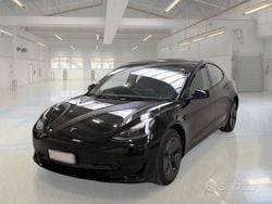 Nero Usata 2023 Tesla Model 3 RWD Tre volumi | 31.450 € (Buon prezzo)