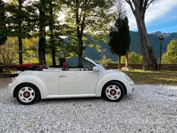 Bianco Usata 2009 VW Beetle Edition Cabrio | 10.500 € (Molto cara)