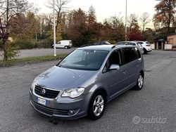 Grigio Usata 2009 VW Touran Conceptline Monovolume | 5200 € (Buon prezzo)