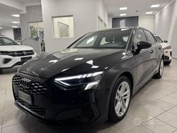 Nero Usata 2022 Audi A3 Comfort Tre volumi | 25.900 € (Ottimo prezzo)