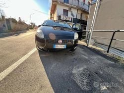 Nero Usata 2006 Fiat Grande Punto Due volumi | 3100 € (Buon prezzo)