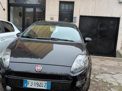 Nero Usata 2017 Fiat Punto Street Tre volumi | 4990 € (Super prezzo)