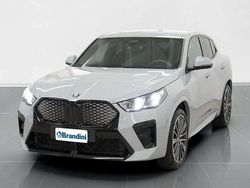 Brooklyn grey metallic Usata 2024 BMW iX2 Shadowline SUV | 40.900 € (Buon prezzo)