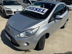 Grigio Usata 2012 Ford Ka Titanium Due volumi | 4900 € (Buon prezzo)