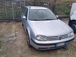 Usata 2000 VW Golf IV Station wagon | 1100 €