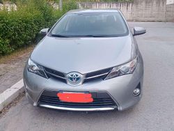 Usata 2013 Toyota Auris Hybrid Active Tre volumi | 11.000 € (Cara)
