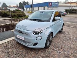 Blu/azzurro Usata 2020 Fiat 500e Icon Tre volumi | 11.490 € (Ottimo prezzo)