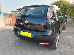 Nero Usata 2013 Fiat Grande Punto Due volumi | 5700 € (Molto cara)
