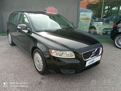 Nero Usata 2009 Volvo V50 Momentum Station wagon | 3990 € (Cara)
